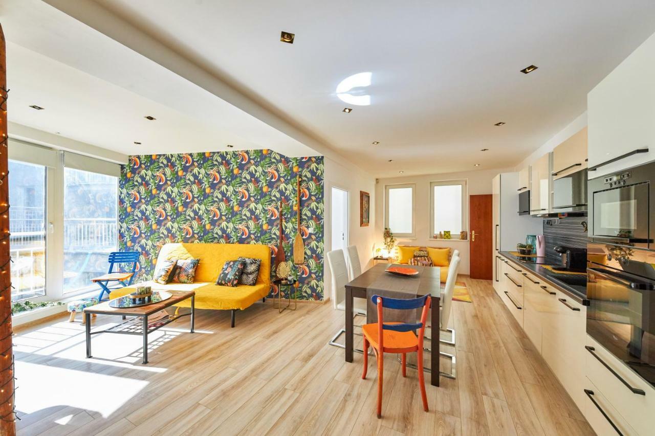 Pineapple Apartment Братислава Екстер'єр фото