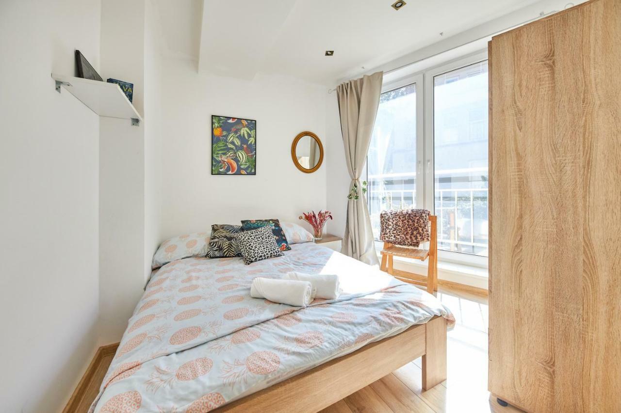 Pineapple Apartment Братислава Екстер'єр фото